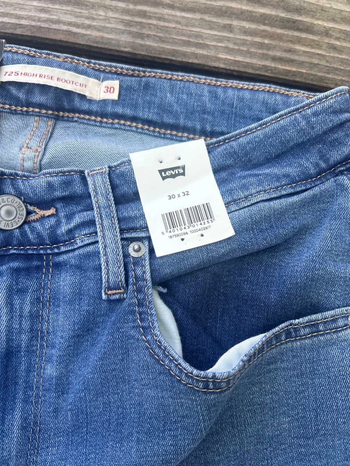 Jeans Levi's novo tamanho W30 L32 Modelo 725 – photo 2